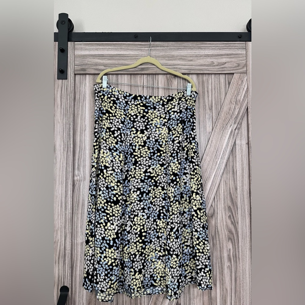 H&M Black and Yellow Floral A-Line Skirt